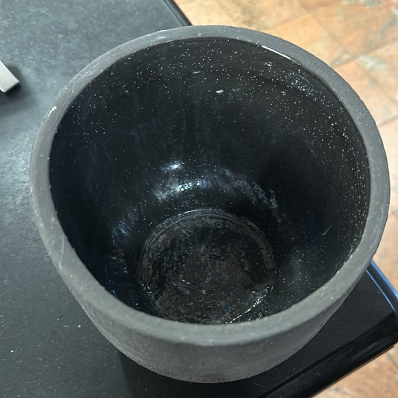 Planter - Picture 3 of 4